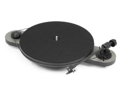 Project Audio turntable with maximum simplicity & outstanding sound quality - ELEMENTAL (OM5e) - BLACK/SILVER - PJ50439146